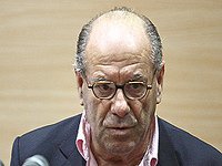 سیموئز: آمدم تولد قلعهنویی را تبریک بگویم