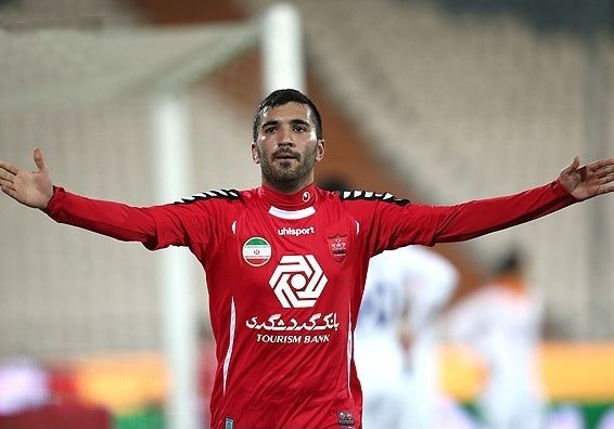 مسلمان پرسپولیسی می شود