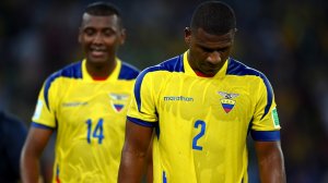 مربی اکوادور: داور بازی را برای برزیل در آورد