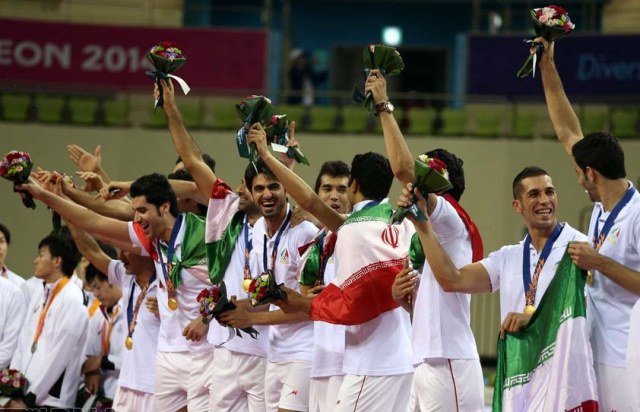 14 بازیکن ایران برای جدال با آمریکا