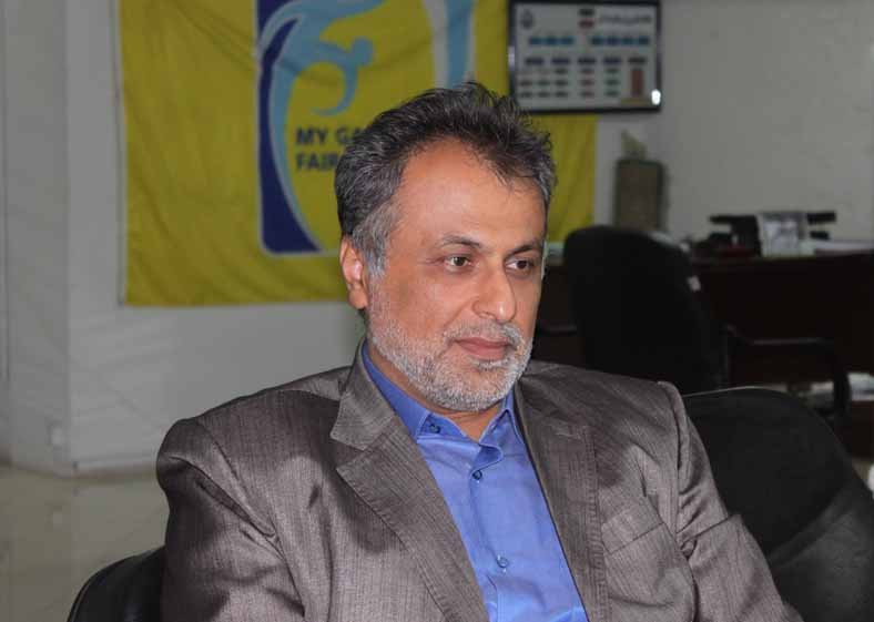 آذرگون: گل‌‌محمدی دنبال بهانه است