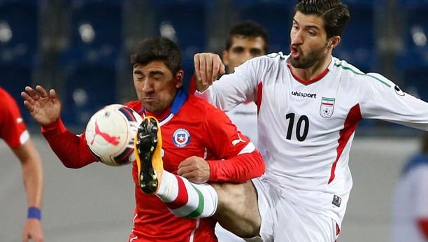 مقایسه ترکیب شیلی در بازی ایران و برزیل