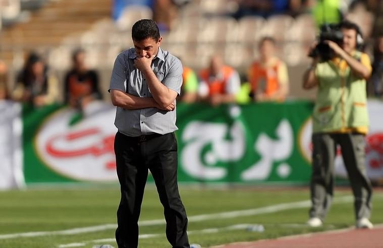 راحت‌تر از آب خوردن مربی برکنار می‌کنیم!
