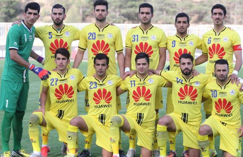 ورود نفت به بازار نقل وانتقالات فوتبال ایران