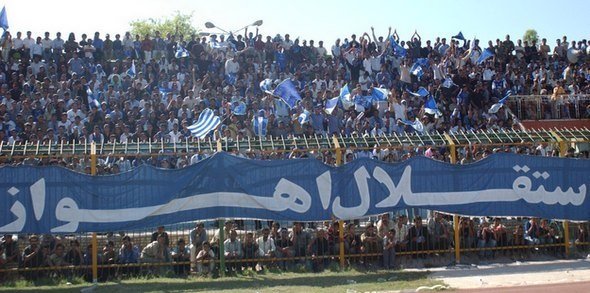 ملکی: با جان و دل در لیگ برتر می‌مانیم