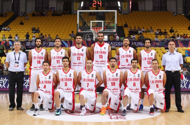 دیدار ملی‌پوشان بسکتبال با سفیر ایران در اردن