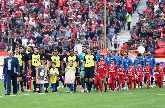 تمام لیگ برای استقلال و پرسپولیس بازی کردند!