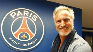بیهوش شدن ستاره سابق فرانسه در حین بازی