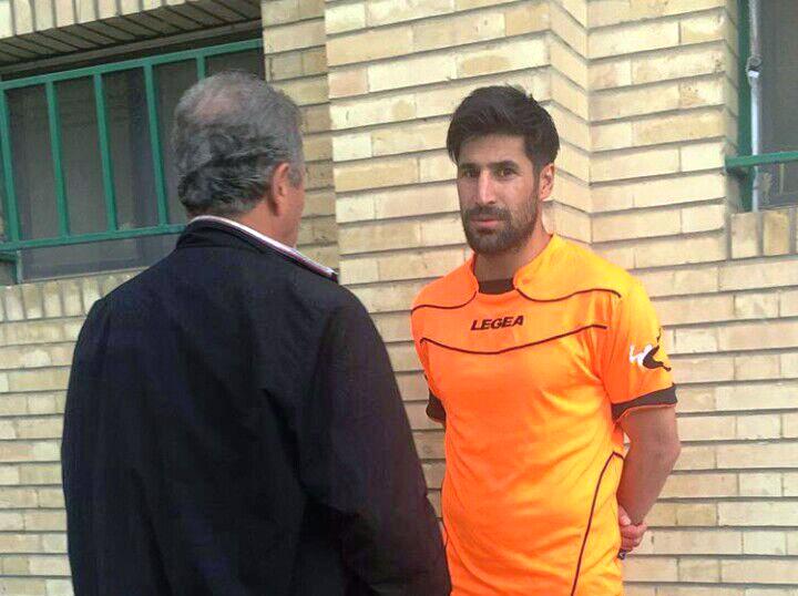 بی تجربگی بیک زاده و اخراج از بازی
