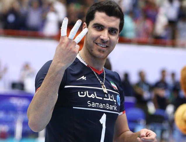 شهرام محمودی: کوبیاک بعد از بازی فحش داد