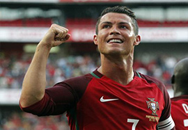 رونالدو: می‌خواهم با پرتغال هم به جام برسم