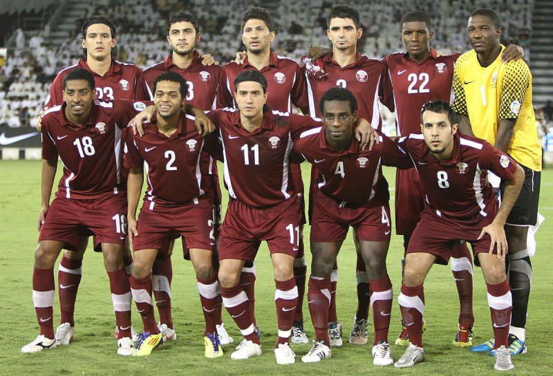 قطری‌ها در ورزشگاه دستگردی تمرین می‌‌کنند