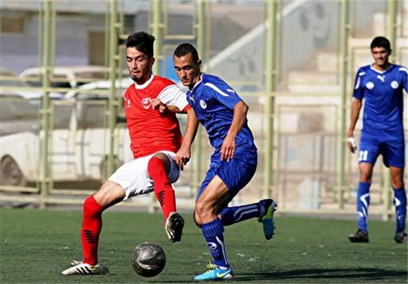 نیمه اول دربی امیدها را پرسپولیس برد