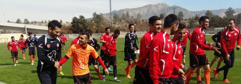 بازیکنان نفت تهران حاضر به تمرین نشدند