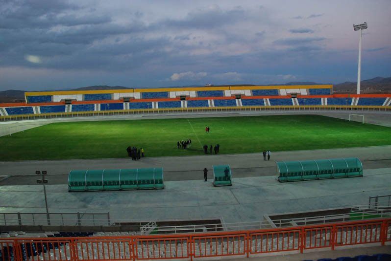 یک استادیوم جذاب میزبان شاگردان اکبر اوتی