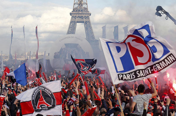 رژه در پاریس به افتخار ورود نیمار