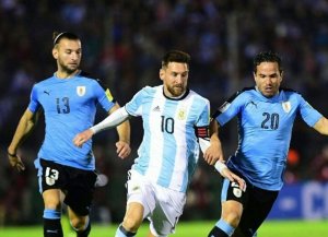 آرژانتین 0 - 0 اروگوئه؛ ادامه روزهای سخت آلبی سلسته