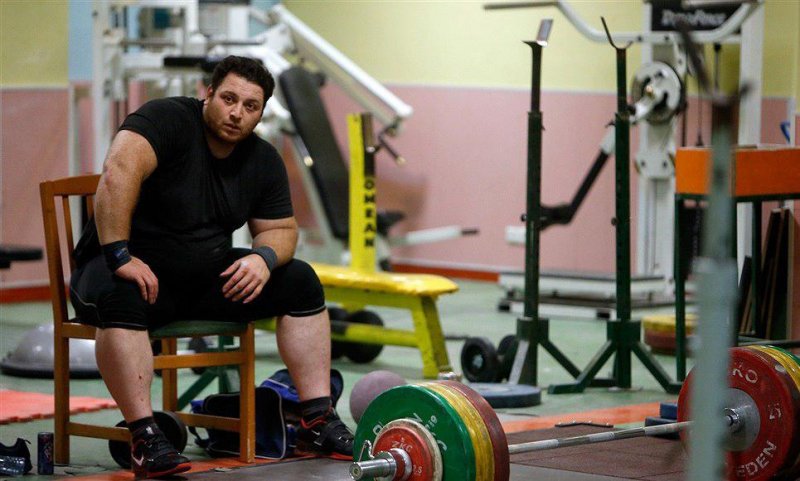 علی حسینی: به زودی به وزنه برداری بر می گردم