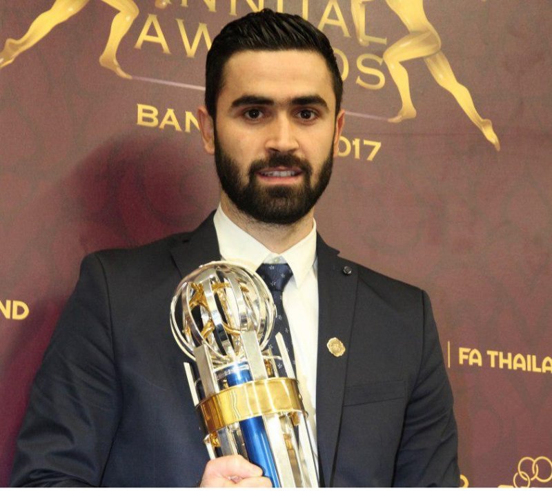 عمر خریبین: از هواداران استقلال ممنون هستم