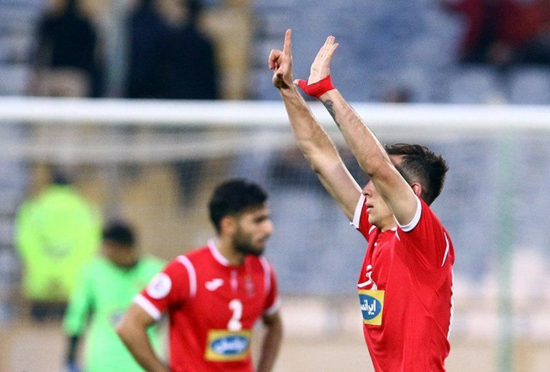 احمدزاده: نمی‌دانم مشکل من هستم یا پرسپولیس!