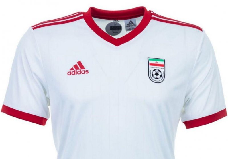 کیت ایران، سومین لباس نامناسب جام جهانی!