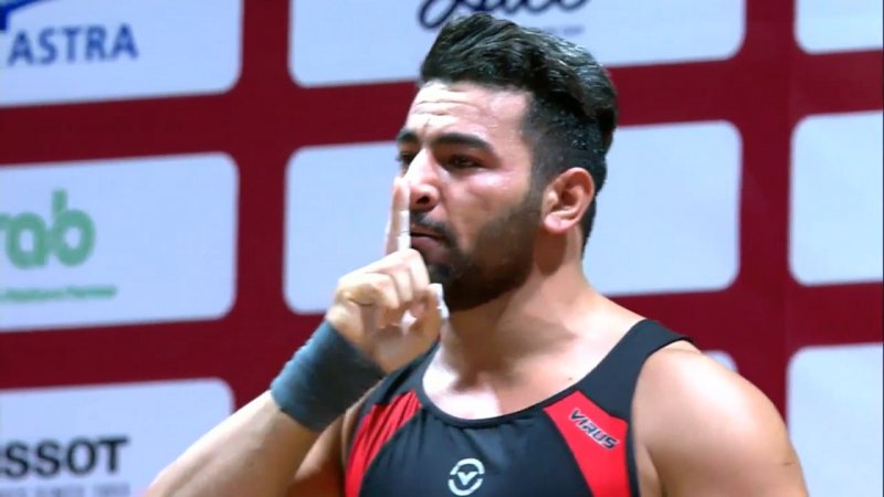 علی هاشمی در وزنه برداری برنز گرفت
