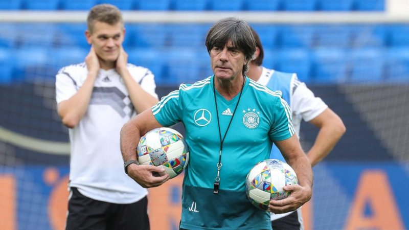 تمرین تیم ملی آلمان با حضور هواداران در برلین