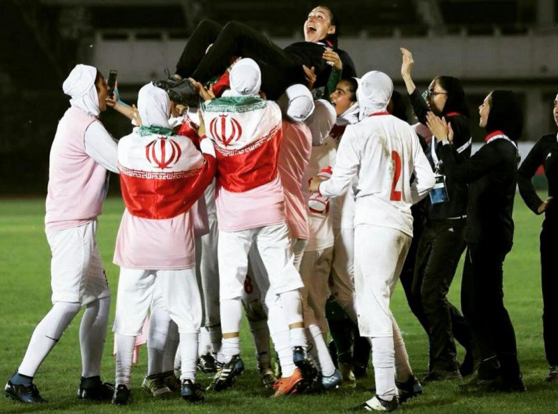 فوتبال بانوان ایران - لبنان پخش مستقیم می شود