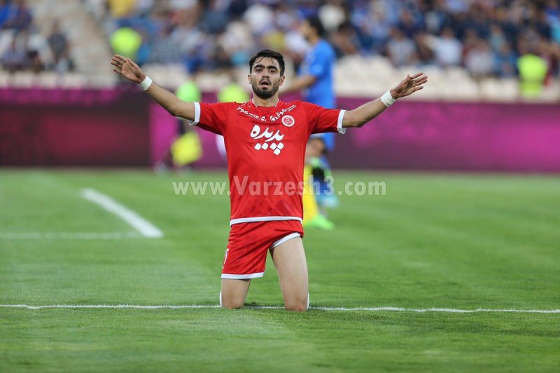 مهربان: پیشنهاد پرسپولیس وسوسه‌ام کرد اما ...