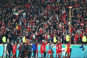 پرسپولیس – پارس جم؛ افتتاحیه با حضور هواداران