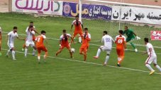 اشتباهات فاحش داوری در بازی گل گهر - بادران