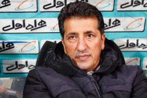 محمد تقوی استعفاء کرد