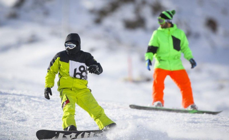 قهرمانی ملی پوشان پارااسنوبورد در رقابت‌های اسکی