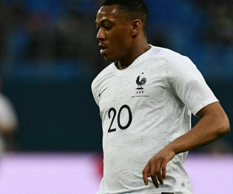 خط خوردن ستاره منچستریونایتد از تیم ملی فرانسه
