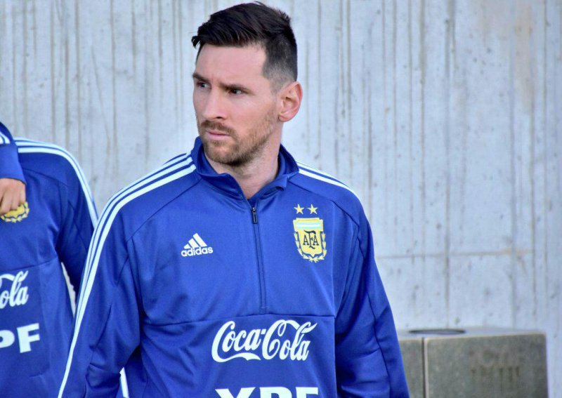 غیبت احتمالی مسی در دیدار آرژانتین مقابل مراکش