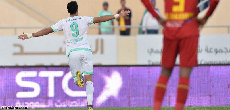 ستاره حریف پرسپولیس آماده بازی شد