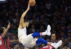پلیآف لیگ NBA| شکست خانگی وریرز