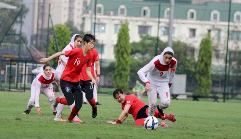 حذف دختران شایسته ایران با دوکارت زرد