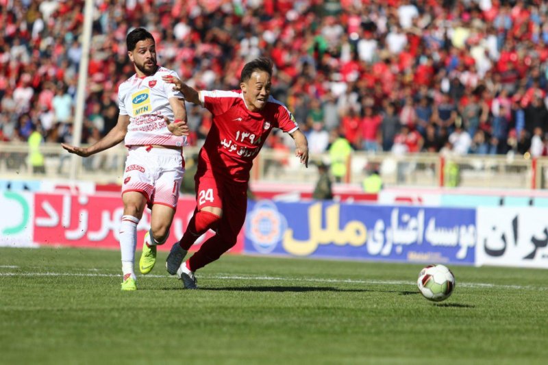تساوی تراکتور و پرسپولیس به نفع سپاهان