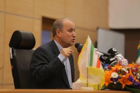 تاج: کی روش باید حرفش را اثبات کند
