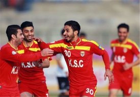 مدافع فولاد قرارداد خود را تمدید کرد