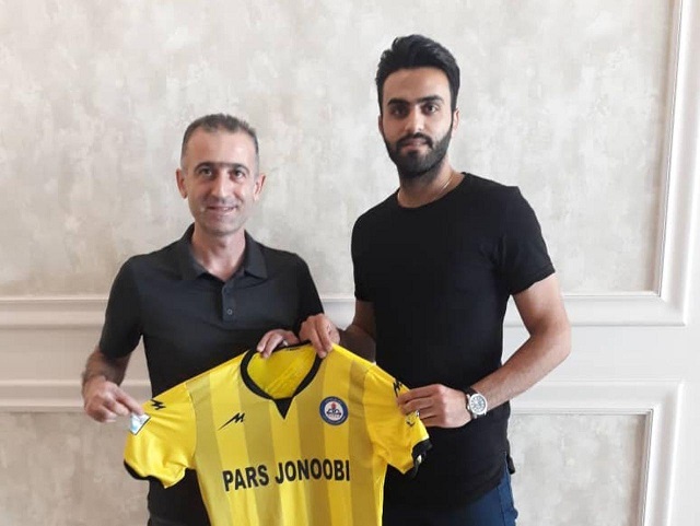 اهل شاخه: باشگاه فولاد بعد از 12 سال به من بد کرد