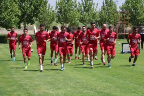 تمرینات نساجی در تهران برگزار میشود