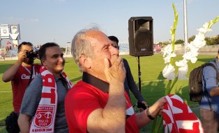 دنیزلی: تیمی میسازم که لایق هواداران تراکتور باشد