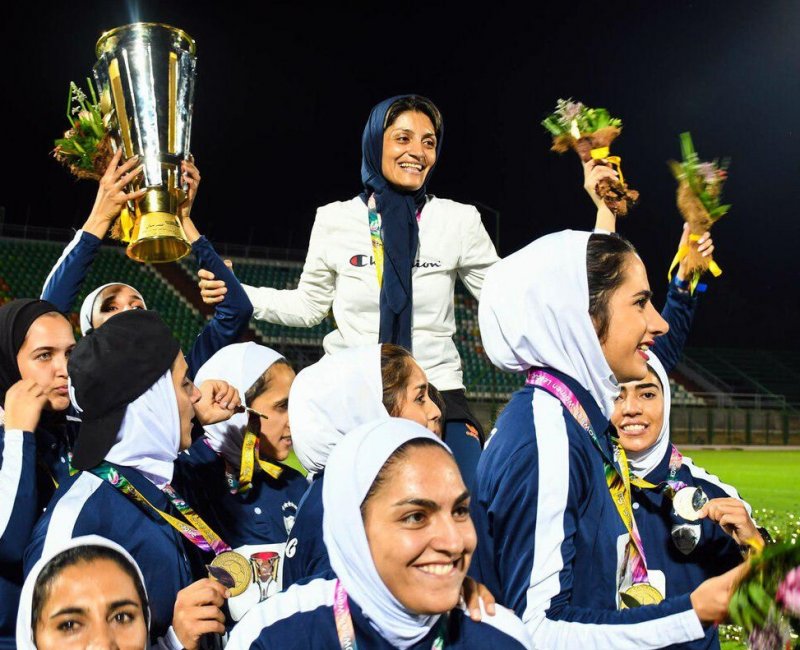 جشن قهرمانان فوتبال دختران ایران
