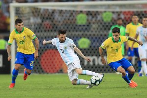 برزیل 2-0 آرژانتین: آلیسون نه؛ تیر دروازه مسی را ناکام کرد