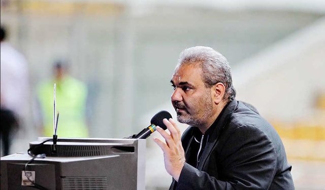 خیابانی گزارشگر بازی استقلال و الشرطه