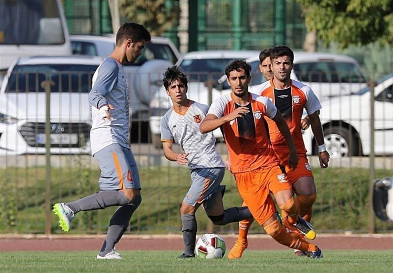 خدادادی صدرنشین جدول گلزنان لیگ یک
