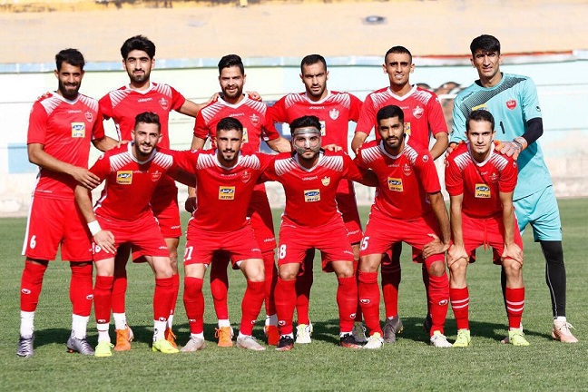 پرسپولیس ۲ - گل‌گهر ۱؛ جدال خارجی‌ها به نفع کالدرون