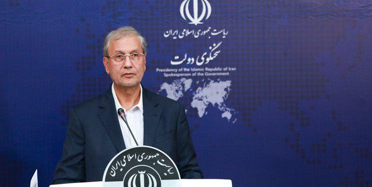 ربیعی: بانوان در بازیهای ملی به ورزشگاه میروند